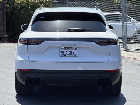 Used 2022 Porsche Cayenne S AWD/4WD image 6