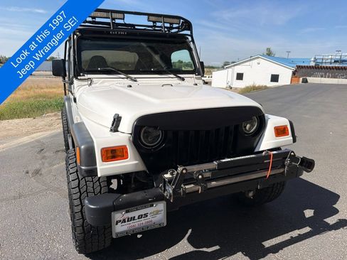 Used 1997 Jeep Wrangler SE AWD/4WD image 3
