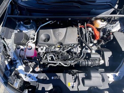 Used 2025 Toyota RAV4 XLE image 29