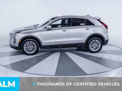 Used 2025 Cadillac XT4 Premium Luxury FWD image 4