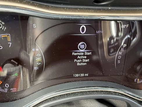 Used 2015 Jeep Grand Cherokee Limited AWD/4WD image 5