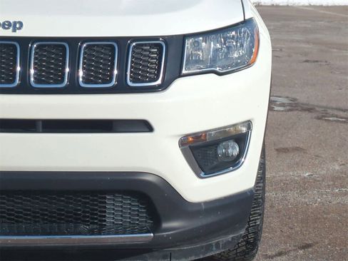 Used 2020 Jeep Compass Limited image 10