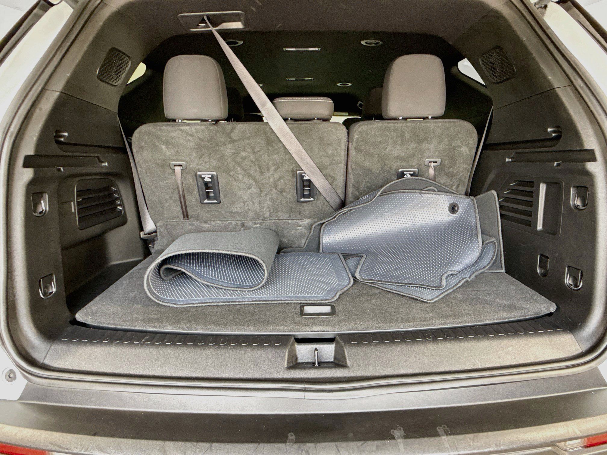 Used 2024 Chevrolet Traverse LT FWD image 27