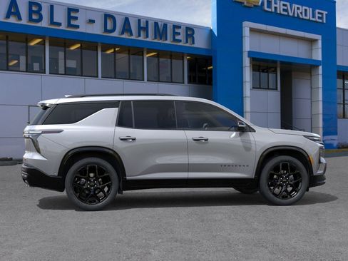 New 2026 Chevrolet Traverse RS w/ LPO, Floor Liner Package image 5