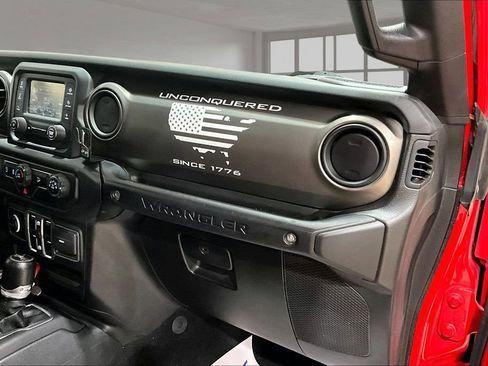 Used 2018 Jeep Wrangler Unlimited Sport S image 14