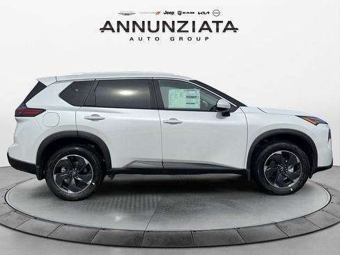 New 2026 Nissan Rogue SV w/ SV Premium Package image 6