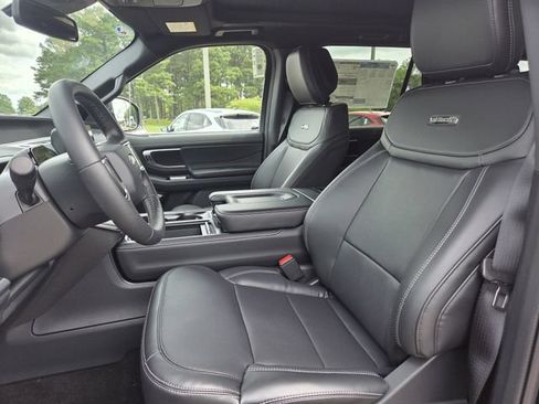 New 2026 Ford Expedition Platinum w/ Stealth Performance Package AWD/4WD image 12