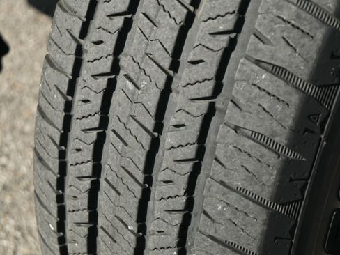 Used 2025 Jeep Wrangler Sahara image 27