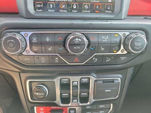 Used 2019 Jeep Wrangler Unlimited Rubicon AWD/4WD image 21