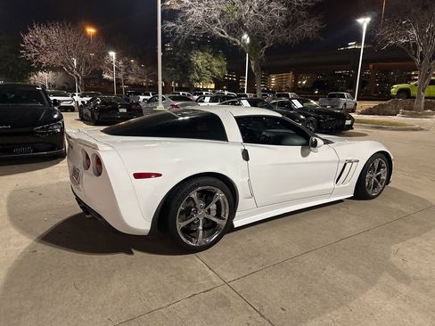 Used 2013 Chevrolet Corvette Grand Sport w/ 3LT Preferred Equipment Group image 4
