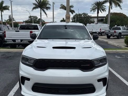 Used 2025 Dodge Durango GT AWD/4WD image 4