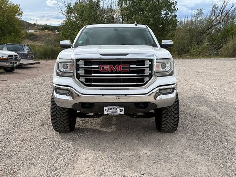 Used 2018 GMC Sierra 1500 SLT w/ SLT Premium Package AWD/4WD image 14