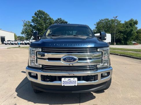 Used 2019 Ford F250 Lariat w/ Lariat Ultimate Package AWD/4WD image 12