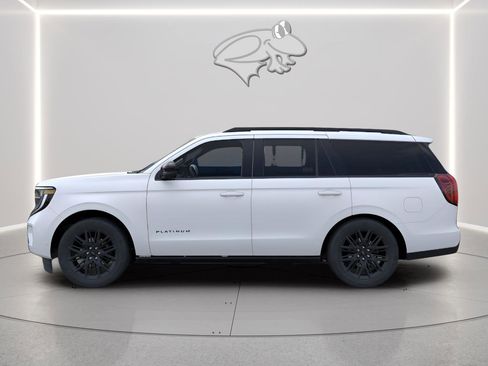 New 2026 Ford Expedition Platinum AWD/4WD image 3