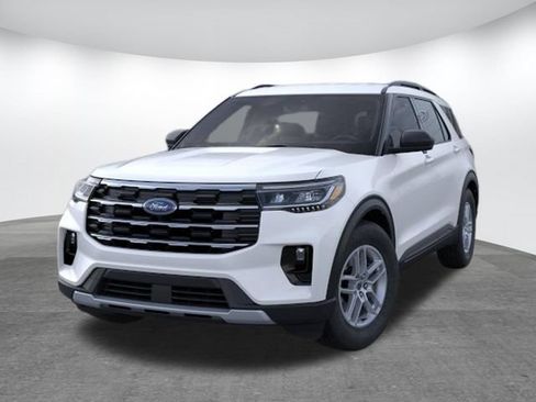 New 2026 Ford Explorer Active w/ Active Comfort Package RWD image 2