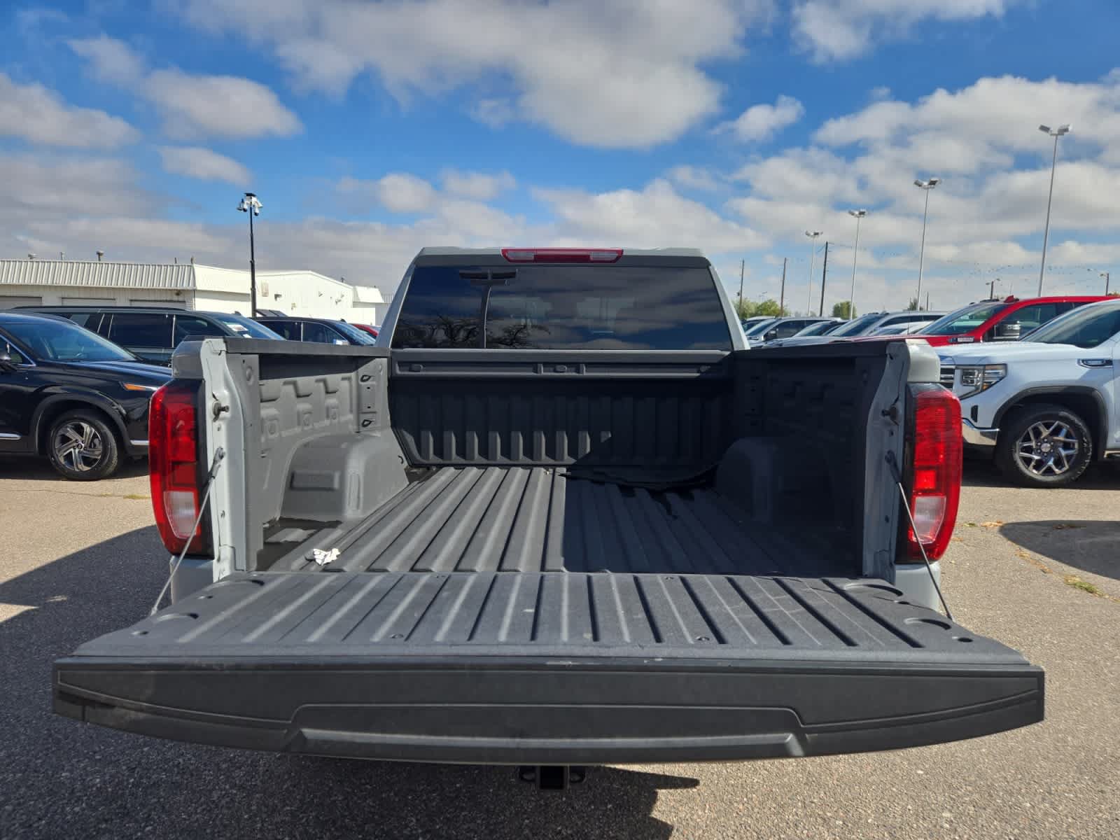 Used 2025 GMC Sierra 1500 Pro w/ Pro Value Package AWD/4WD image 17