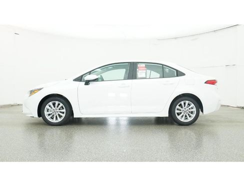 New 2026 Toyota Corolla LE image 19