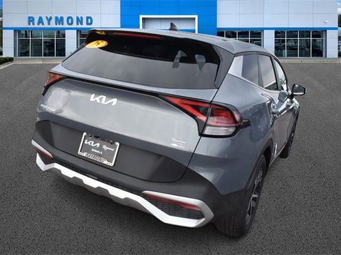 Certified 2025 Kia Sportage EX image 3