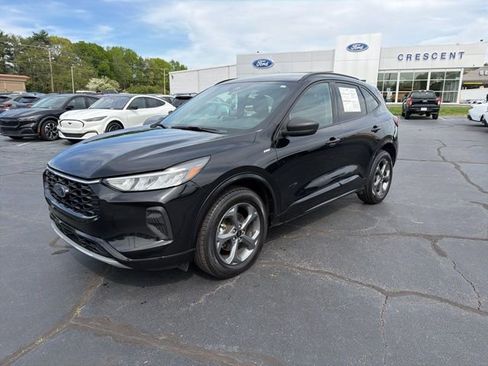 Used 2024 Ford Escape ST-Line image 3
