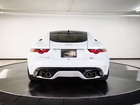 Used 2018 Jaguar F-TYPE R AWD/4WD image 6