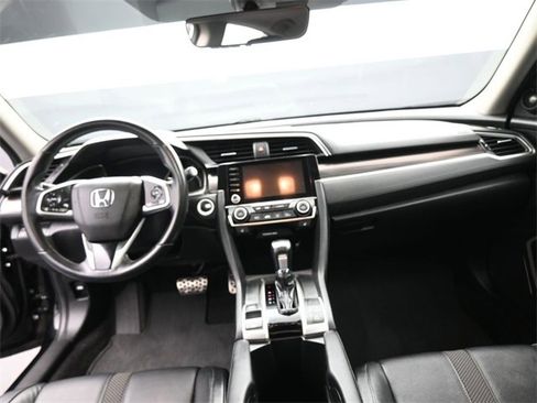 Used 2020 Honda Civic Touring image 29