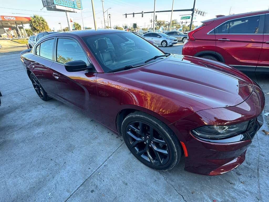 Used 2022 Dodge Charger SXT w/ Plus Group RWD image 3