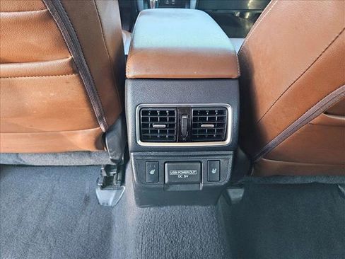 Used 2018 Subaru Outback 3.6R Touring image 15