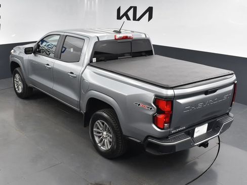 Used 2024 Chevrolet Colorado LT w/ LT Convenience Package III AWD/4WD image 12