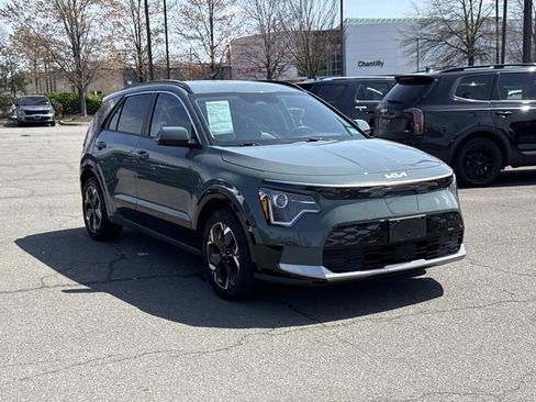Used 2023 Kia Niro Wind w/ Wind Preserve Package image 1