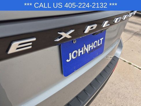 Used 2025 Ford Explorer Active w/ Active Comfort Package RWD image 20