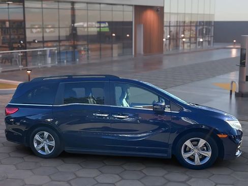 Used 2018 Honda Odyssey EX-L image 4