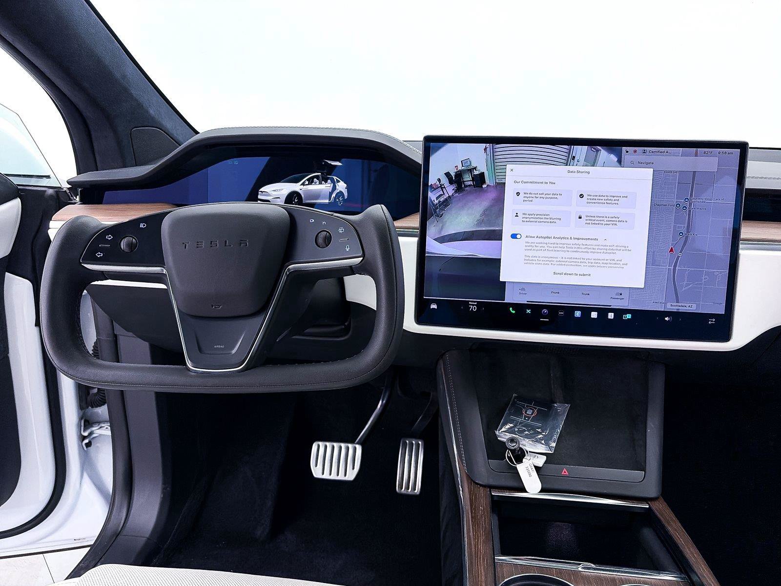Used 2022 Tesla Model X Plaid AWD/4WD image 10