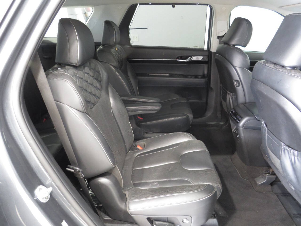 Used 2021 Hyundai Palisade Limited AWD/4WD image 8