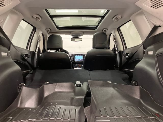 Used 2018 Jeep Compass Limited w/ Navigation Group AWD/4WD image 52