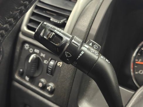 Used 2012 Chevrolet Colorado LT RWD image 8