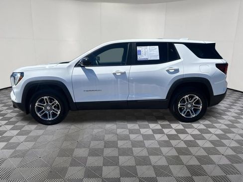 Used 2025 GMC Terrain Elevation AWD/4WD image 4