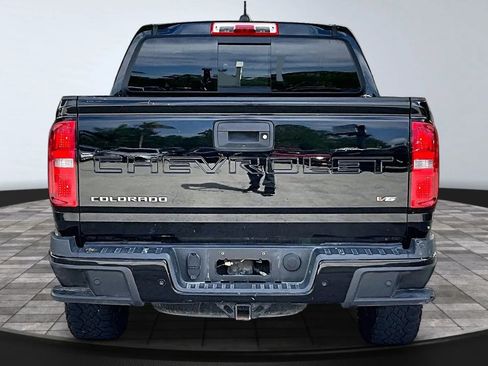 Used 2021 Chevrolet Colorado Z71 w/ Z71 Midnight Edition image 4