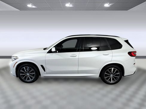 Used 2022 BMW X5 sDrive40i w/ M Sport Package RWD image 2