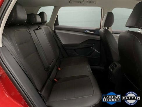 Used 2024 Volkswagen Taos SE image 79