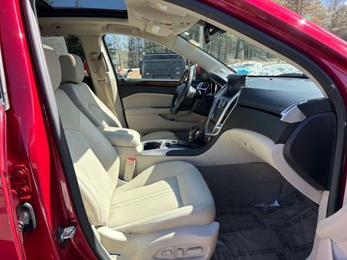 Used 2012 Cadillac SRX Luxury image 27