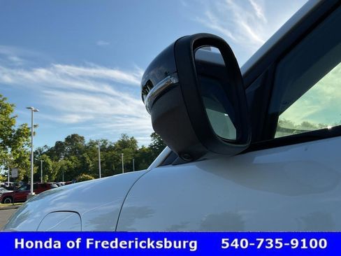 Used 2024 Ford Mustang Mach-E Premium AWD/4WD image 18