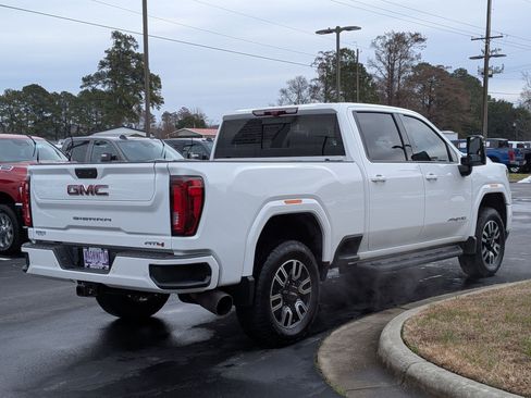 Used 2021 GMC Sierra 2500 AT4 w/ AT4 Preferred Package image 5