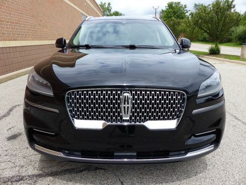 Used 2023 Lincoln Aviator AWD w/ Elements Package image 12