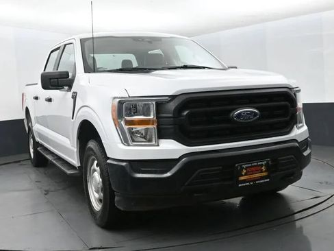 Used 2022 Ford F150 XL w/ Trailer Tow Package AWD/4WD image 3