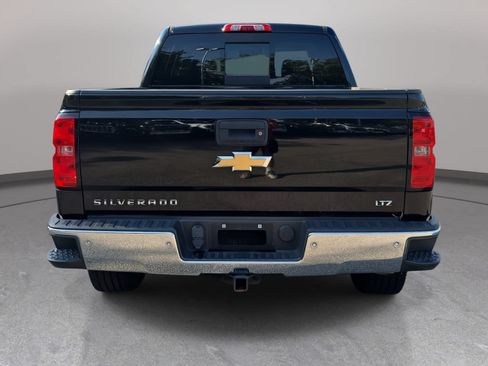 Used 2015 Chevrolet Silverado 1500 LTZ Z71 w/ LTZ Plus Package AWD/4WD image 6