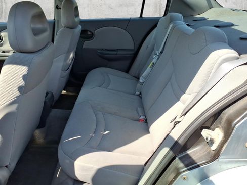 Used 2003 Saturn ION Level 2 w/ Convenience Pkg FWD image 7