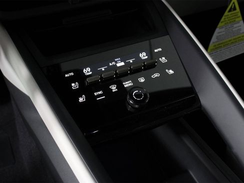 New 2025 Porsche Macan Turbo Electric image 14