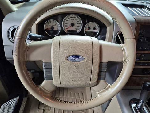 Used 2004 Ford F150 XLT AWD/4WD image 11