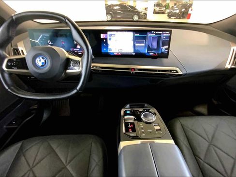 Used 2022 BMW iX xDrive50 w/ Convenience Package image 16