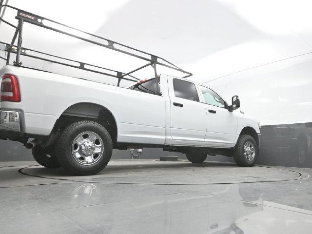Used 2024 RAM 2500 Tradesman w/ Chrome Appearance Group AWD/4WD image 40